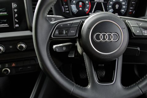 Audi A1 SPORTBACK TFSI SE 18