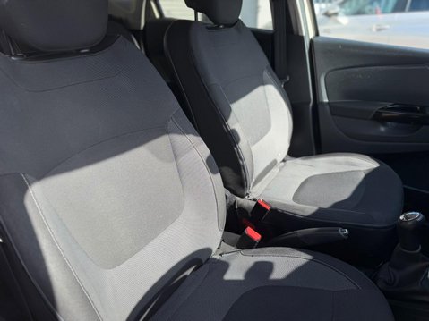 Renault Captur 1.5 dCi ENERGY Dynamique S MediaNav Euro 5 (s/s) 5dr 10