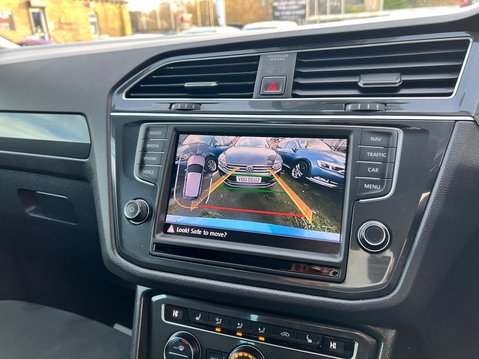 Volkswagen Tiguan SEL TDI BLUEMOTION TECHNOLOGY DSG 48