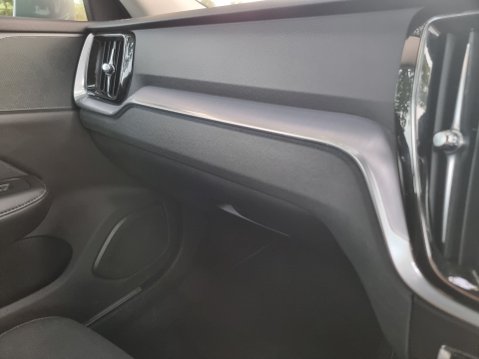 Volvo V60 D3 MOMENTUM Automatic Full Service Record 46