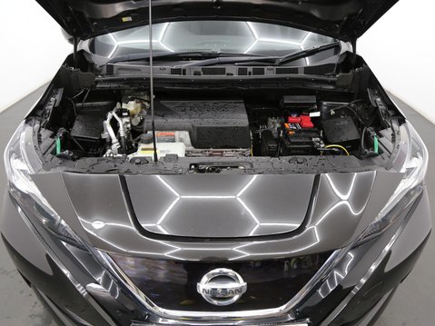 Nissan LEAF 40kWh Tekna Auto 5dr 26