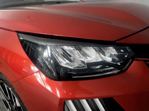 Peugeot 208 1.2 PureTech Allure Hatchback 5dr Petrol Manual Euro 6 (s/s) (100 ps) Air C 9