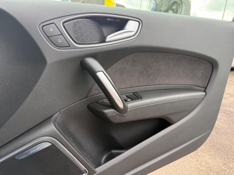 Audi A1 1.6 TDI Black Edition Euro 6 (s/s) 3dr (Nav) 28