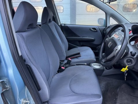 Honda Jazz 1.4 i-DSI SE CVT-7 5dr 8
