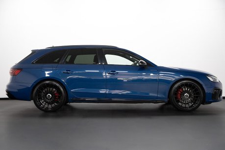 Audi A4 2.0 TFSI 40 Black Edition Estate 5dr Petrol S Tronic Euro 6 (s/s) (204 ps) 42