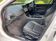 Jaguar XE 2.0i Portfolio Auto AWD Euro 6 (s/s) 4dr 31