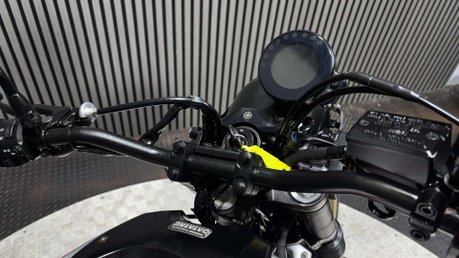 Yamaha XSR700 700 XTRIBUTE 2020 ONLY 5K AKRAPOVIC EXHAUST MODERN RETRO A2 38