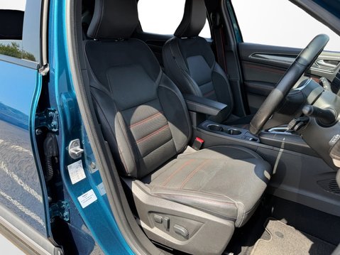 Renault Arkana 1.6 E-TECH Hybrid 145 R.S. Line 5dr Auto 18