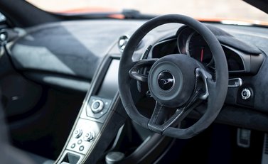 McLaren 675LT 13