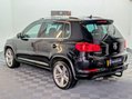 Volkswagen Tiguan 2.0 TDI BlueMotion Tech R-Line 4WD Euro 6 (s/s) 5dr 9