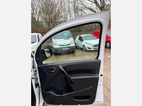 Renault Kangoo 1.5 dCi ENERGY ML19 Business Panel Van 5dr Diesel Manual MWB Euro 6 (s/s) ( 17