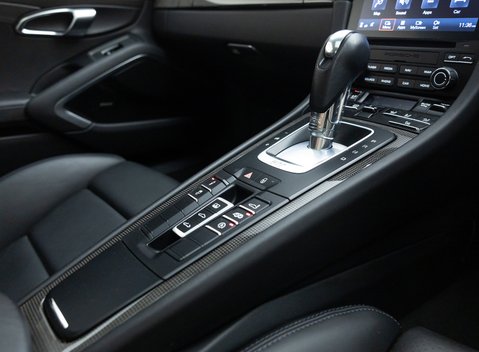 Porsche 911 Carrera 4 GTS (991.2) 27