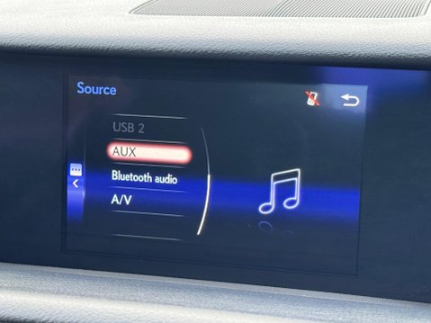 Lexus Is 2.5 300h Executive Edition E-CVT Euro 6 (s/s) 4dr 19