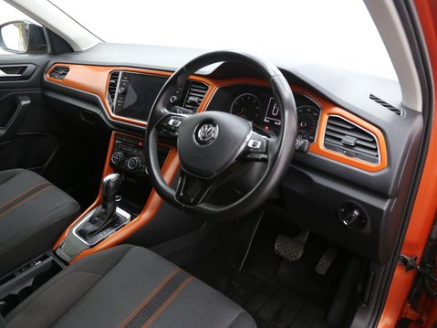 Volkswagen T-Roc 1.5 TSI EVO Design DSG Euro 6 (s/s) 5dr 21