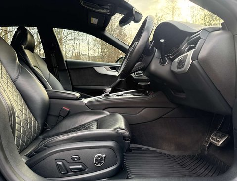 Audi A5 3.0 S5 Sportback TFSI Quattro Auto 4WD 5dr 16