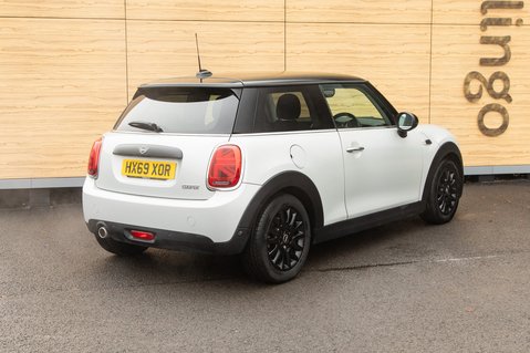 Mini Hatch COOPER CLASSIC 2