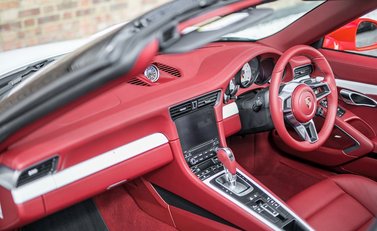 Porsche 911 (991) Targa 4S PDK 7