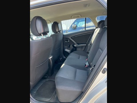 Toyota Avensis 2.0 Avensis T2 D-4D 5dr 24
