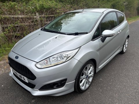 Ford Fiesta ZETEC S 10
