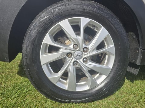 Hyundai TUCSON 1.7 CRDi Blue Drive SE Euro 6 (s/s) 5dr 19