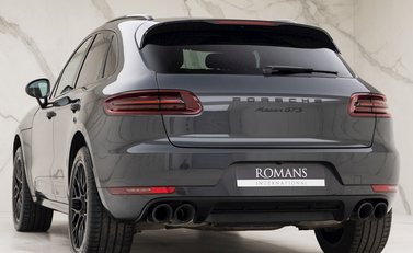 Porsche Macan GTS 3