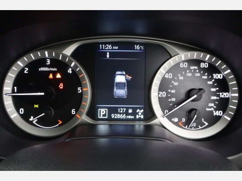 Nissan Navara 2.3 Navara Tekna dCi Auto 4WD 5dr 45