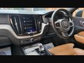 Volvo XC60 B4 INSCRIPTION AWD 12