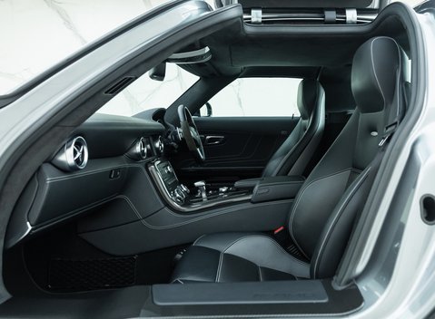 Mercedes-Benz SLS AMG 15