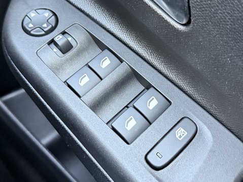 Vauxhall Corsa 1.2 Turbo SRi Edition 5dr 33