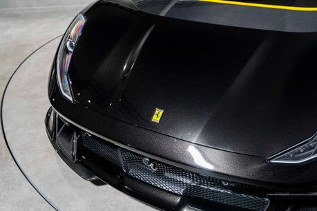 Ferrari 812 Competizione DELIVERY MILEAGE. SIGNATURES ON ENGINE BAY. AIRBRUSHED SHIELDS. CARPLAY. 42