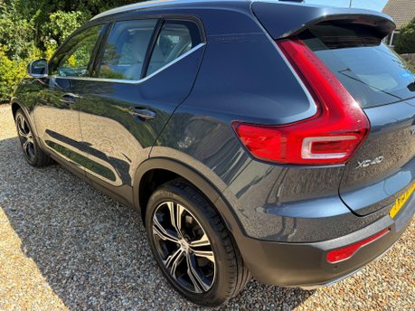 Volvo XC40 2.0 D4 Inscription Pro Auto AWD Euro 6 (s/s) 5dr 11