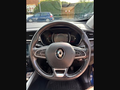 Renault Kadjar 1.6 dCi Signature Nav 4WD Euro 6 (s/s) 5dr 12