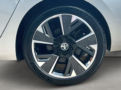 Vauxhall Astra 115kW Ultimate 54kWh 5dr Auto 14