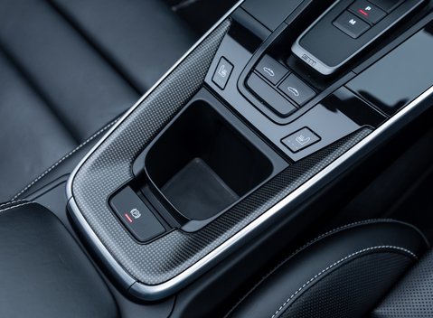 Porsche 911 Targa 4S (992) 30