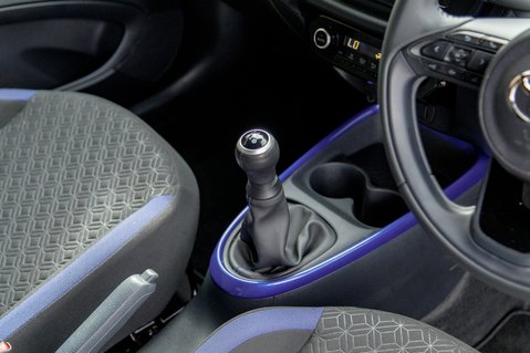 Toyota Aygo X VVT-I EDGE 23