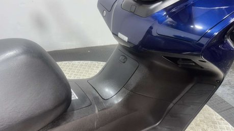 Honda FJS 2003 ONLY 18K LARGE 600CC MAXI SCOOTER NEW MOT SERVICED 26