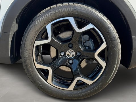 Vauxhall Crossland 1.2 Turbo Ultimate 5dr 12