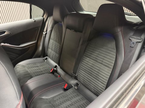 Mercedes-Benz A Class 2.1 A200d AMG Line (Premium) 7G-DCT Euro 6 (s/s) 5dr 40