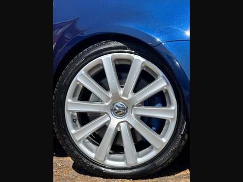 Volkswagen Golf 3.2 V6 R32 DSG 4Motion 5dr 6