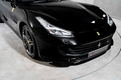 Ferrari GTC4 Lusso V12. WARRANTY. CARBON FIBRE INTERIOR. PANORAMIC ROOF. PASSENGER DISPLAY. 43