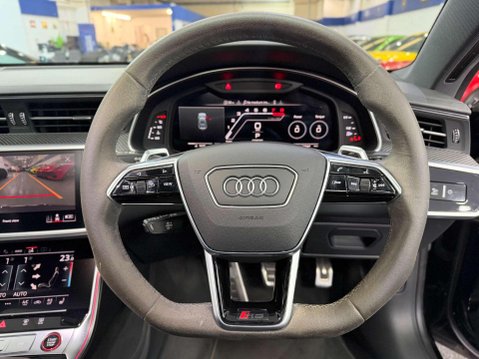 Audi RS7 4.0 TFSI V8 Carbon Black Sportback 5dr Petrol Tiptronic quattro Euro 6 (s/s 31