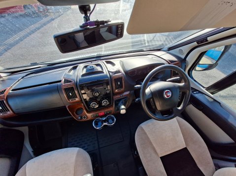 Bessacarr E572 AUTO 15