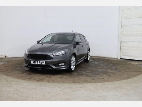 Ford Focus 1.5 TDCi ST-Line Euro 6 (s/s) 5dr 3
