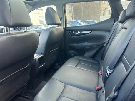 Nissan Qashqai TEKNA DIG-T 10