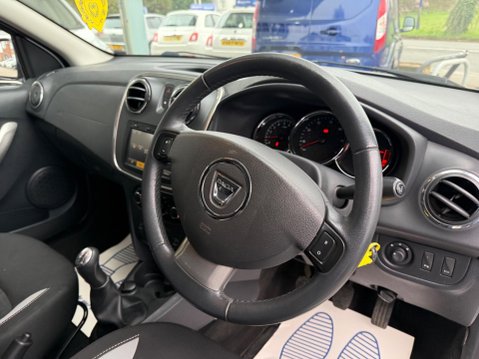 Dacia Sandero Stepway 1.5 dCi Laureate Euro 5 5dr 15