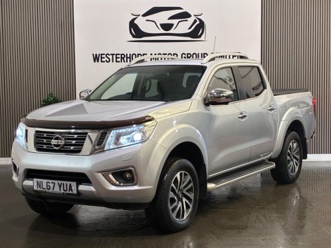 Nissan Navara 2.3 dCi Tekna 4WD Euro 6 (s/s) 4dr 15