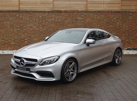 Mercedes-Benz C Class C63 Coupe Premium 4