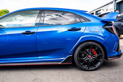 Honda Civic 2.0 Civic GT Type R VTec 5dr 28