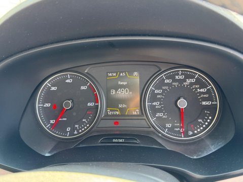 SEAT Leon 1.6 TDI SE Dynamic Technology Euro 6 (s/s) 5dr 22