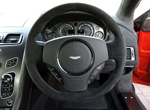 Aston Martin Vantage GT8 11
